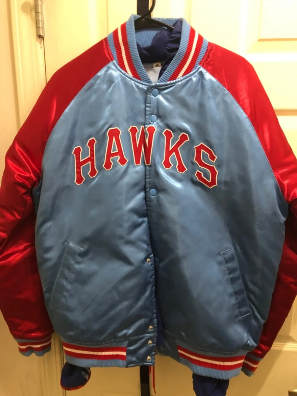 Atlanta hawk x trae young set great condition - Picture 7 of 16
